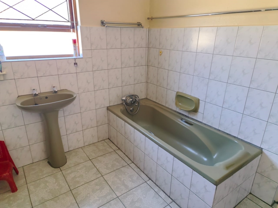 4 Bedroom Property for Sale in Retief Eastern Cape